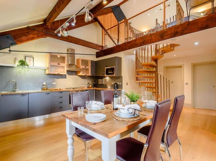 Woodmill Bakewell Riverside Apartamento Exterior foto